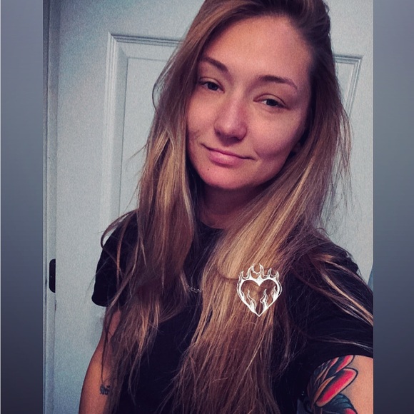 Meet your Posher, Samantha - Picture 2 of 4